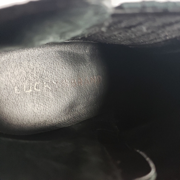 Lucky Brand ankle booties black size 7 1/2" heels - Picture 7 of 8